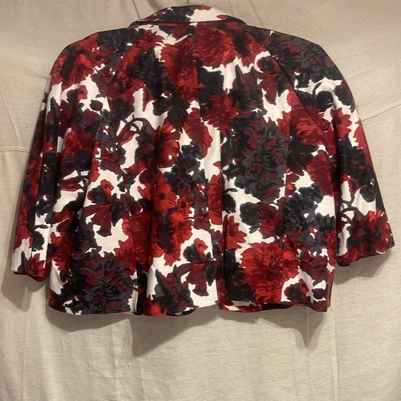 Jacket - Picture 2 of 3